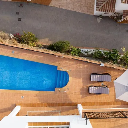 Brisas Del Mar 4 *