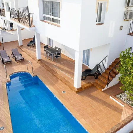Brisas Del Mar 4